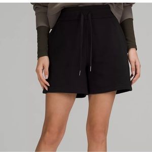 Lululemon Scuba High Rise Short, black, size 6